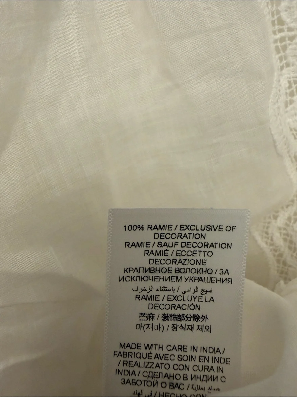 Doen Brigitta Lace Trim V-Neck Ramie Top - Picture 9 of 11